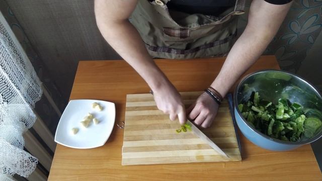 Очень вкусные битые огурцы по-китайски