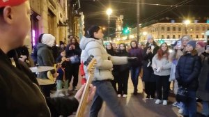 Увы на этой прекрасной песне приехала полиция и выступление кавер группы Айдахо закончилось!(