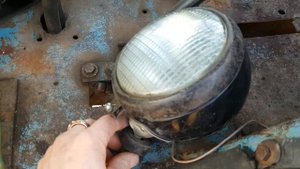 Установка фары на кабину МТЗ 50