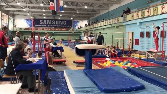 Спортивная гимнастика опорный прыжок