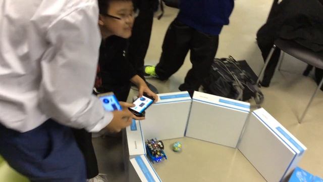 mBot break-the-wall game 01 смотреть онлайн