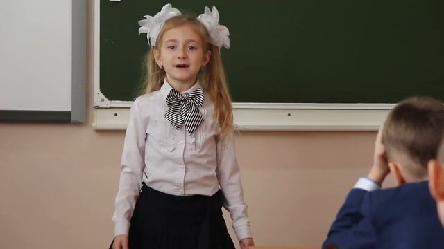 "Мамины помощники", День Матери 2019 в классе, Лапина Милослава смотреть онлайн