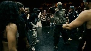 Танец Chris Browna с фильма Дворовые танцы.AVI