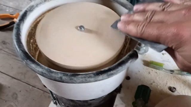 Самодельный камнерезный станок | изготовление планшайбы из дерева смотреть онлайн