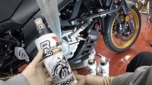 SUZUKI V-STROM 650 oil change.