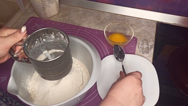 Будни в деревне. Косим траву. Ремонт и житуха. Приготовили хлеб своими руками. смотреть онлайн