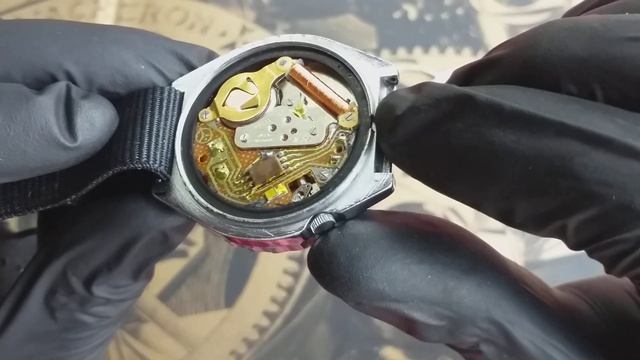 Часы слава кварц красная звезда,сделано в СССР смотреть онлайн