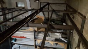 Видео обзор металлокаркаса под 2 этаж в производственном помещении 2 этап.