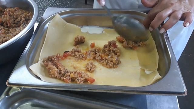 Самая вкусная Лазанья, ну очень вкусно. смотреть онлайн