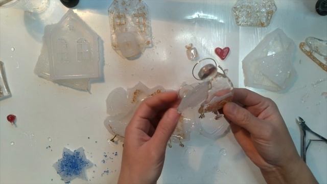 Елочные игрушки из эпоксидной смолы смотреть онлайн