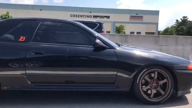 Nissan Skyline R32 GTR Pull смотреть онлайн