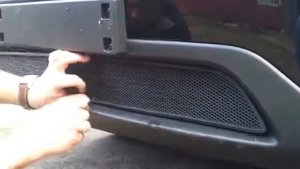 Установка защитной сетки радиатора на KIA SORENTO 2013 2014 черная