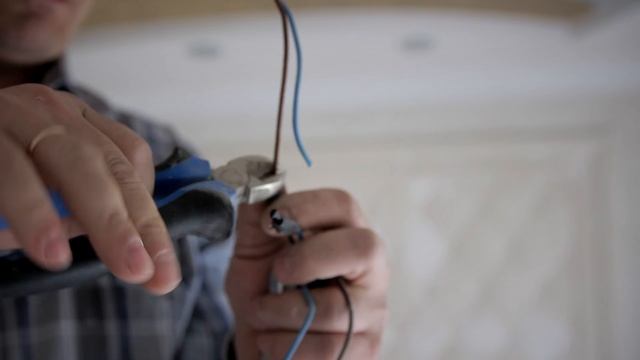 Установка потолочного СВЕТОДИОДНОГО СВЕТИЛЬНИКА с Подсветкой .