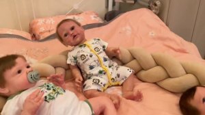 Мини влог с 4 силиконовыми реборнами😻/Илай Виола Даниэла и Луи😍😍