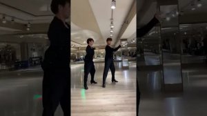 это тренера Полины и Руслана их тренера чемпионы мира ??