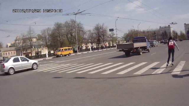 Рязань. Автопробег против плохих дорог 29 апреля 2012 смотреть онлайн