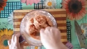 Готовим деткам. Куриные котлеты на пару.