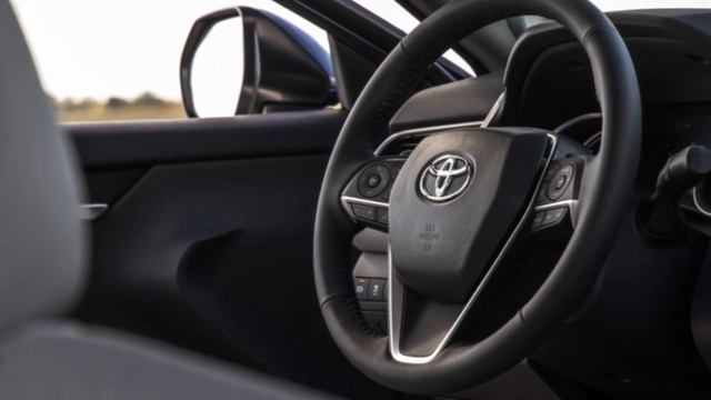 "2024 Toyota Camry Review: Dive into Innovative Design and Advanced Technology!" смотреть онлайн