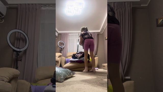 Извините за такие не очень красивые прыжки 🫣но это тоже правильно!👍 ДОБИВАЕМ 200 ПОДПИЩИКОВ❤️❤️ смотреть онлайн