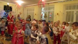 Танец - "Деды Морозы" - дети 5-6 лет