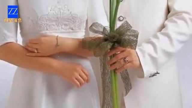 Song Hye Kyo and Song Seung Hun are encouraged to come together as soon as possible. смотреть онлайн