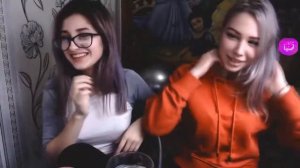 ТОП МОМЕНТЫ С TWITCH #12 ahrinyan плачет на стриме Девушки лапают друг друга