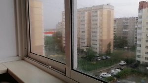 Гроза в нижнем тагиле 30 мая 2021 год очень сильная гроза.
