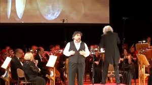 Роман Муравицкий исполняет песню Задрипанного Мужичонки