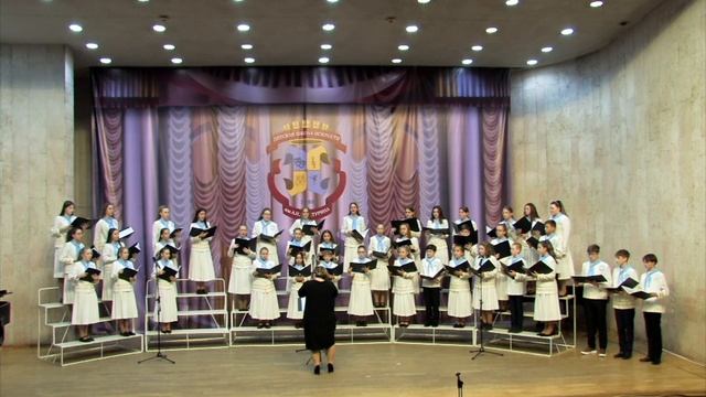 "На лодке"
Неаполетанская народная песня в обработке Александра Свешникова, 
рус.текст А.Манистова