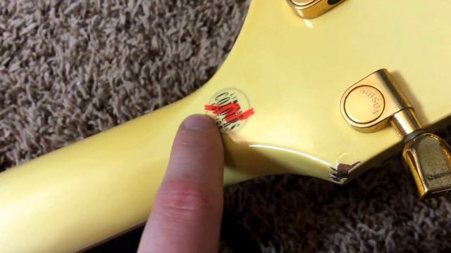 1990 Gibson Les Paul Custom Limited Colors Edition Translucent White смотреть онлайн