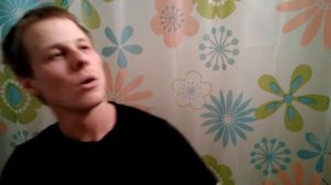 Лежит хомяк, на нём хомяк