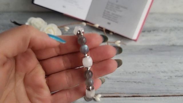 Браслет из лабрадора, селенита смотреть онлайн