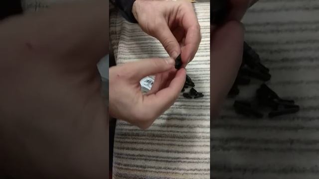 прищепка для наушников смотреть онлайн