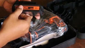 Unboxing Black+Decker BDCHD18K Hammer Drill