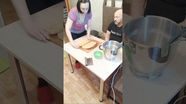 МЕДОВЫЕ СОЛНЫШКИ смотреть онлайн