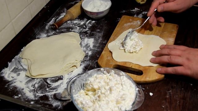 Сочники с творогом и бананами. Сочни с творогом и бананами видео рецепт сочников