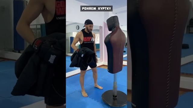 How to unexpectedly knockouts? #бокс #мма #boxer #мма #karate #boxing #kravmaga #selfdefense #mma смотреть онлайн