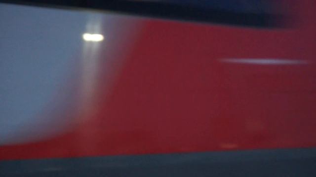 ЭС1П-038 "Ласточка" рейсом Москва - Кострома проезжает станцию Александров-1. смотреть онлайн