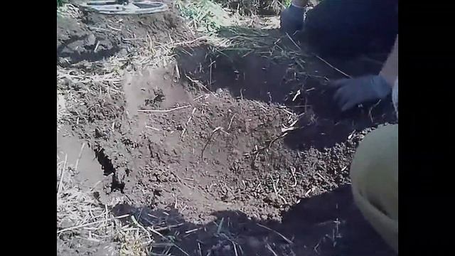 Клад рублей и полтинников найденный 13 мая. Кто сказал что 13 несчастливое число ? смотреть онлайн