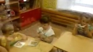 Массаж языка при помощи зубной щетки