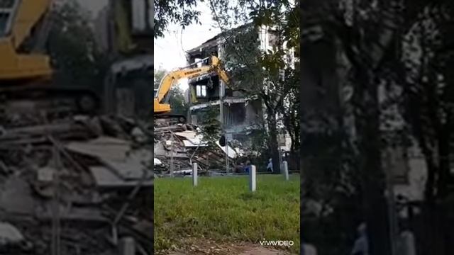 Снос дома в городе Щербинка( Москва) смотреть онлайн