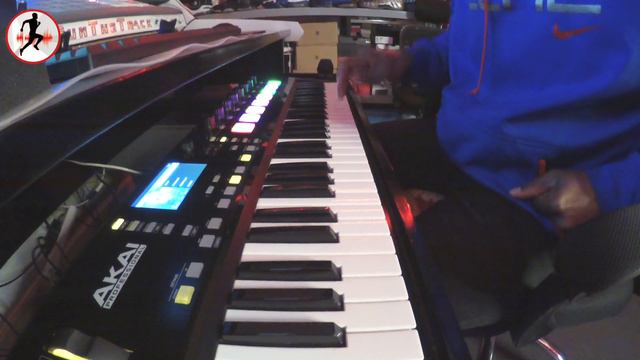 MPC beatmaking  a quick summertime chill melodic beat