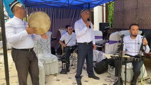 Шокир ака Турсунметов , Ўхшайдику