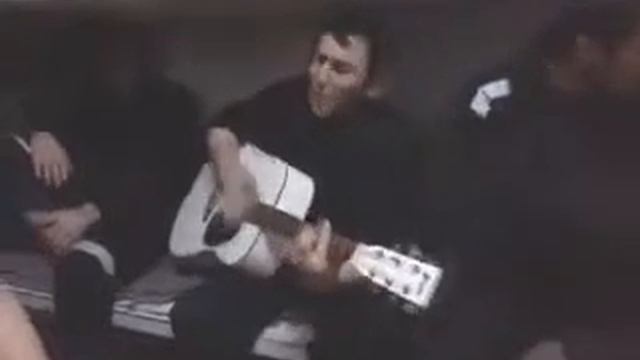 Арестанты в тюрме