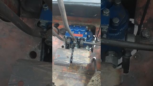 Трехсекционный распределитель от мтз, р80 на трактор т 25 Wladymirec t25