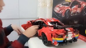 обзор Lego FERRARI 488 GTE 1677деталей