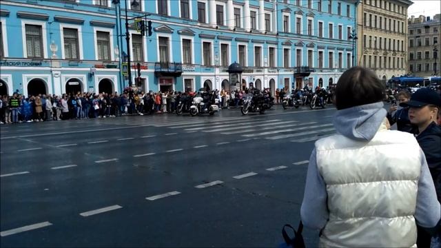 Прогулка по Питеру 2019  HARLEY DAYS смотреть онлайн
