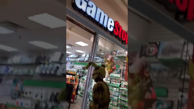 Springtrap goes to GameStop