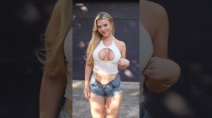 Marie Dee - American curvy model & Influencer. Biography, Wiki, Age, Lifestyle, Net Worth