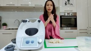 Thermomix Malaysia: Jasmin Choy Makes Malaysian Chili Fish Pie